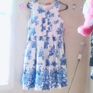 [NWT] Royal Blue Rose Ruffle White Dress